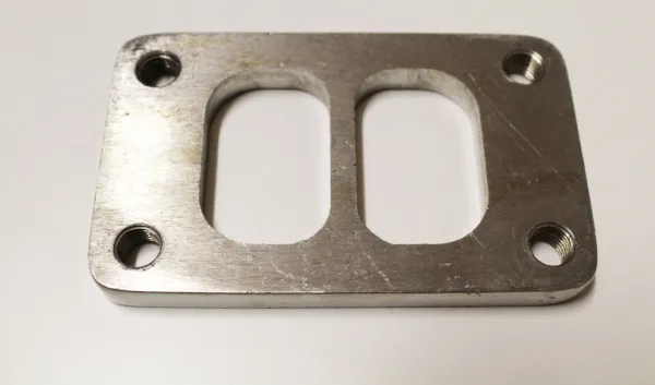 Flansch T3 geteilt für Krümmer 10mm stark aus Edelstahl 86x45mm mit M10 Gewindebohrung